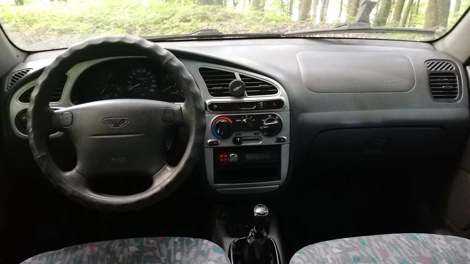 Daewoo Lanos 1.6 sx "Blue Edition" 5