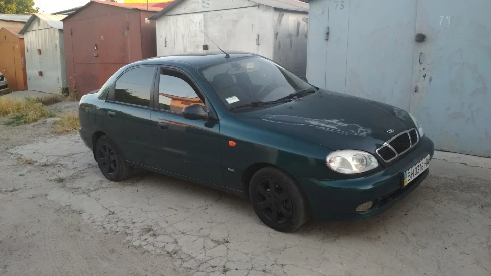 Daewoo Lanos 1.6 SX Green Frog