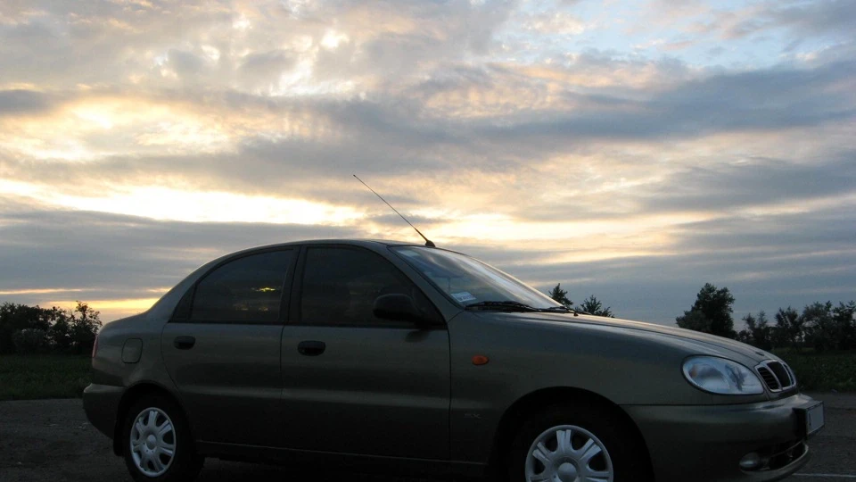 Daewoo Lanos 1.6 SX 5