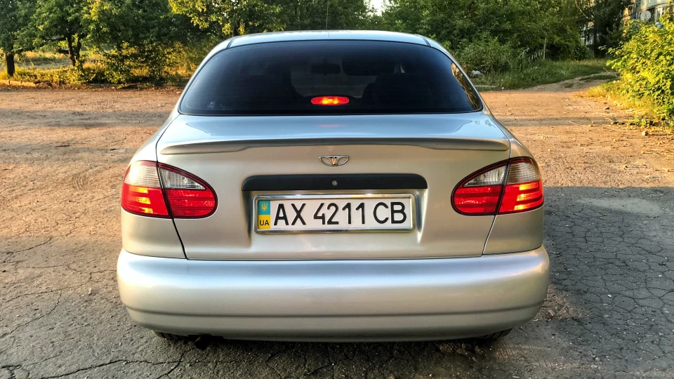 Daewoo Lanos 1.6 SX 3