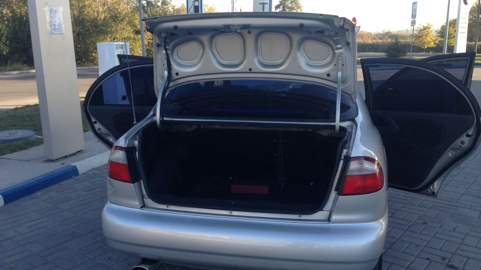 Daewoo Lanos 1.6 SX 2