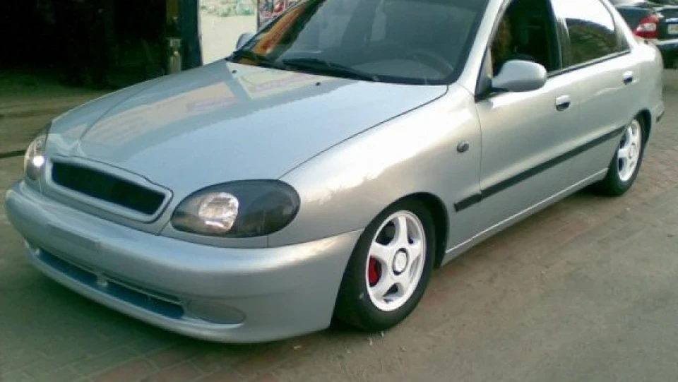 Daewoo Lanos 16V 3