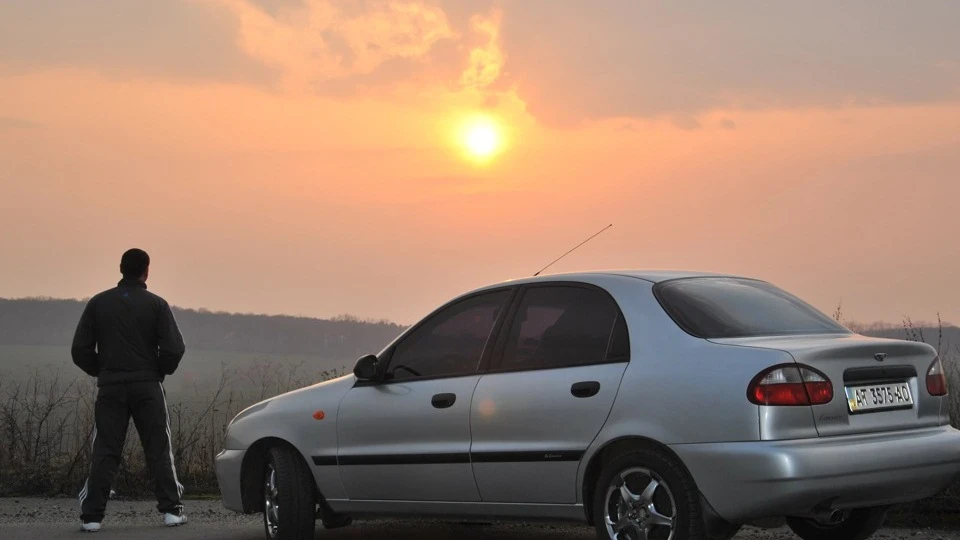 Daewoo Lanos 1.6V16 SX "Silver Arrow" 5