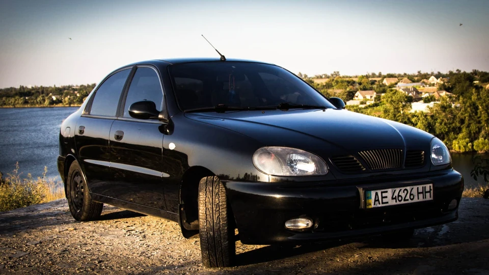 Daewoo Lanos Black Dream 2