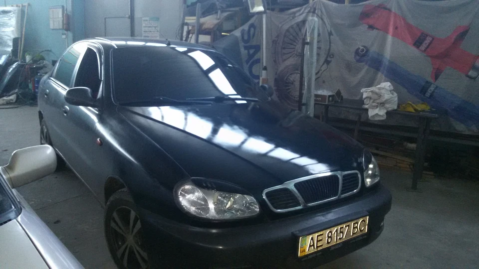 Daewoo Lanos Blackblackred 4