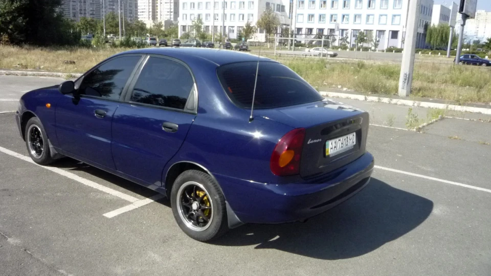 Daewoo Lanos Blue SE 5