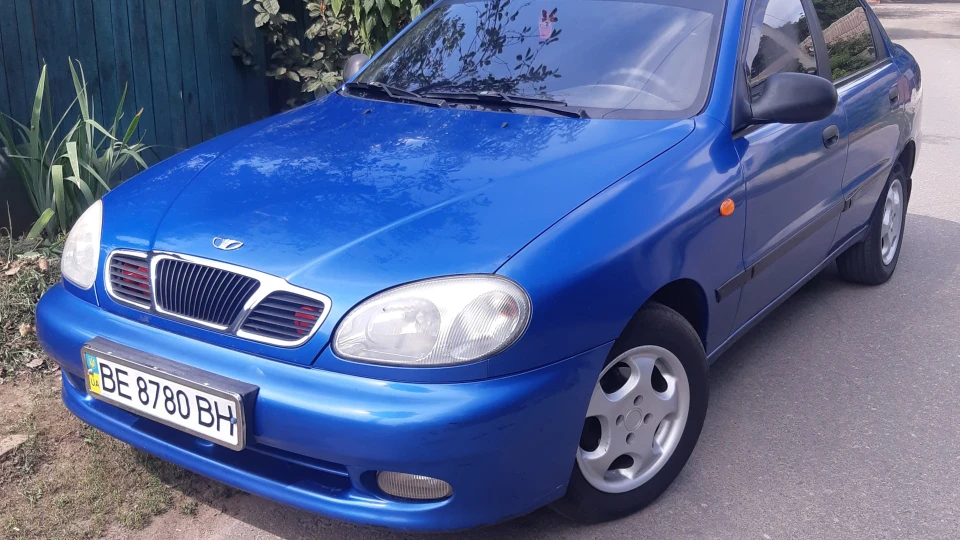 Daewoo Lanos blue space 4
