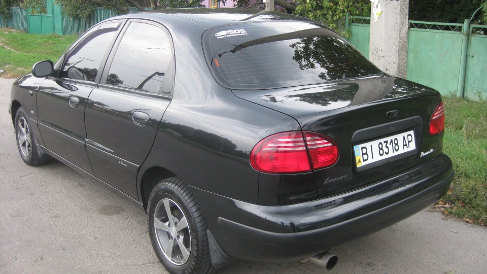 Daewoo Lanos Брюнетка 3