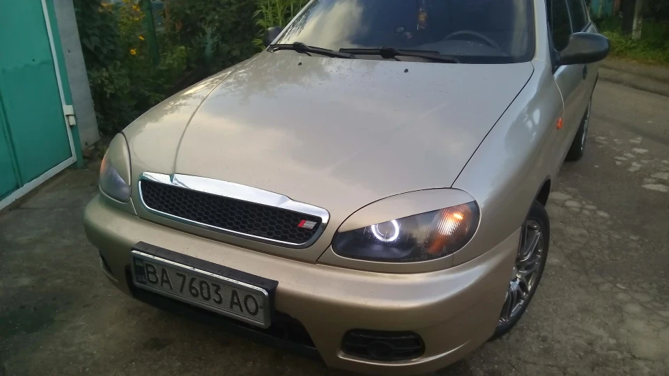 Daewoo Lanos Cashmere Beige Met 1.5SX 2