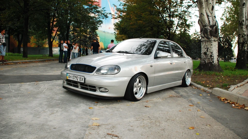 Daewoo Lanos dropped 2
