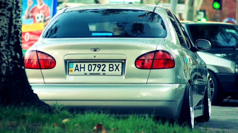 Daewoo Lanos dropped 5