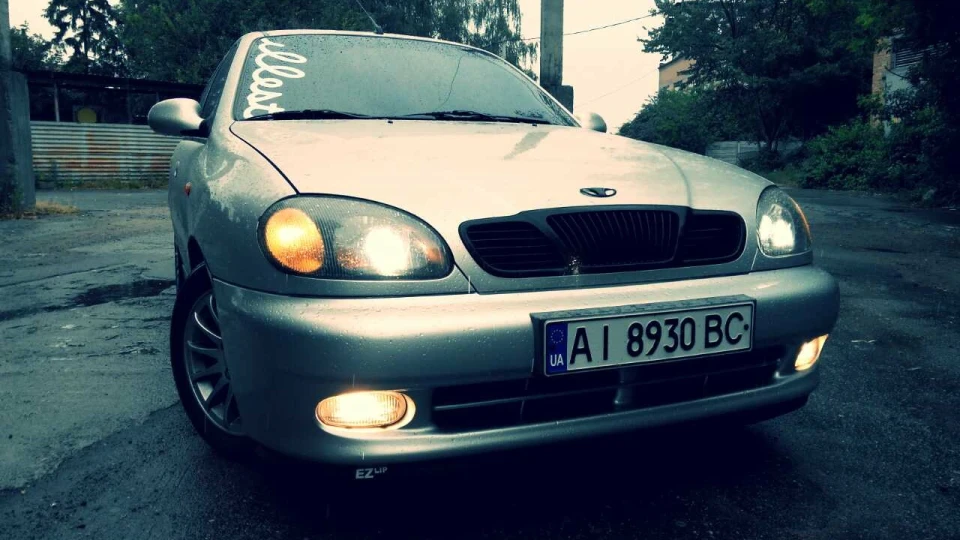 Daewoo Lanos flash 4