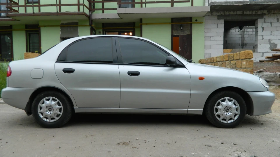 Daewoo Lanos for every day 2
