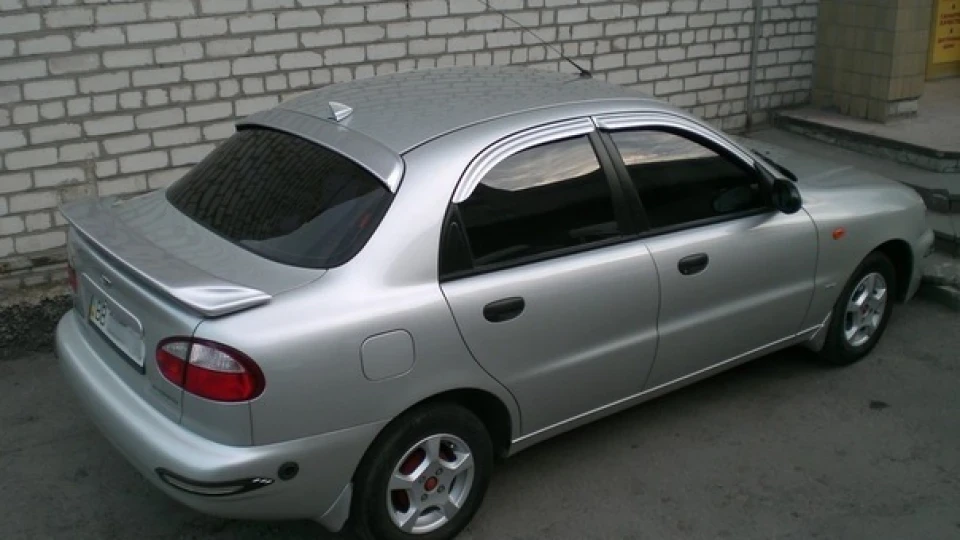 Daewoo Lanos з США 3