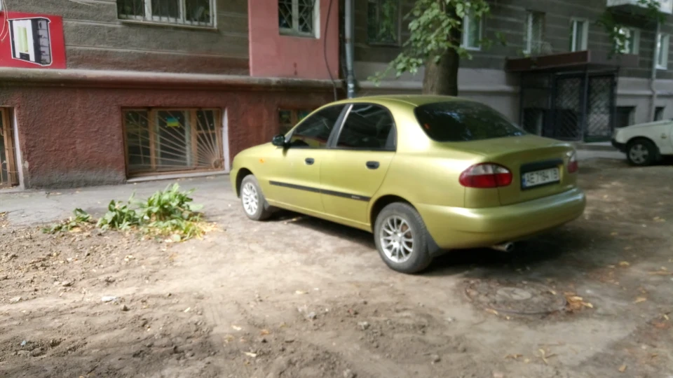 Daewoo Lanos Gold 2
