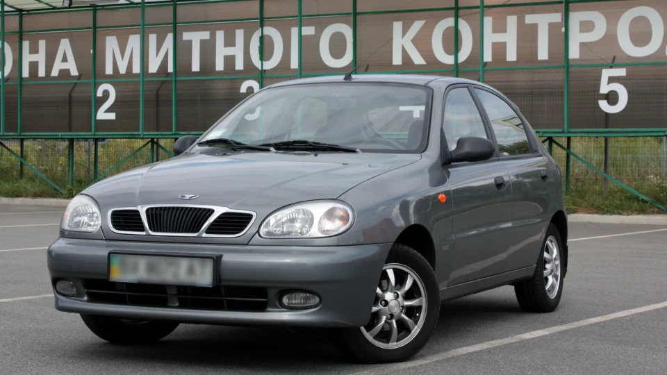 Daewoo Lanos Hatchback 1,5 grey 3