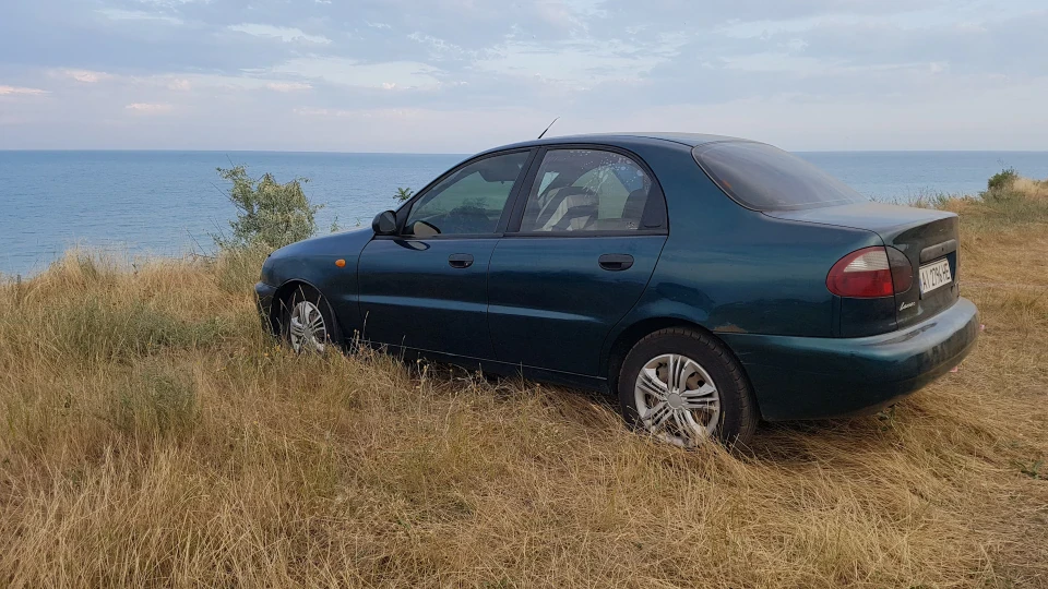 Daewoo Lanos Смарагдовий 2