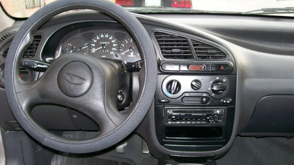 Daewoo Lanos колгоспні дрова