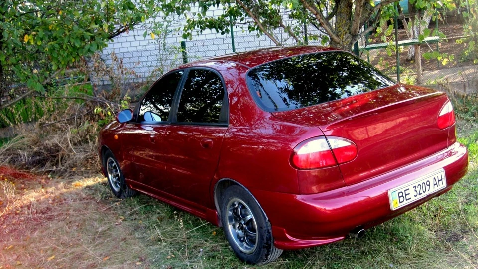 Daewoo Lanos LS 2