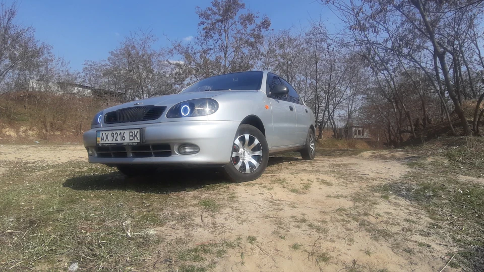 Daewoo Lanos Moonrover 5