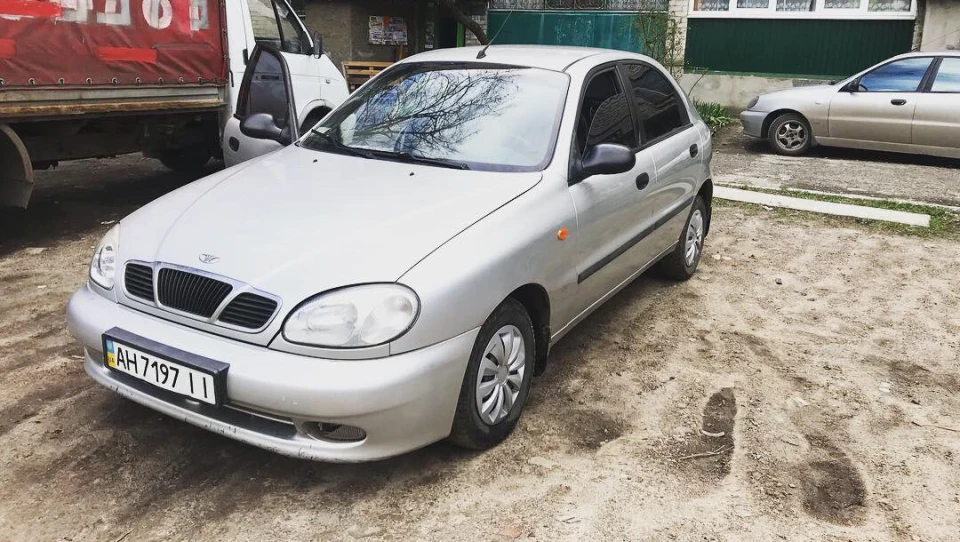 Daewoo Lanos Music Star 4