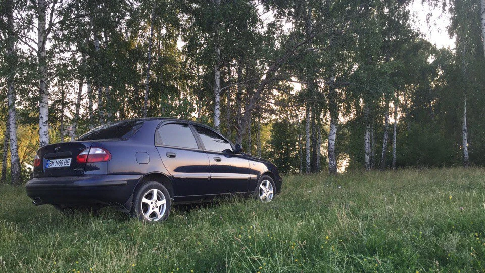 Daewoo Lanos Night blue