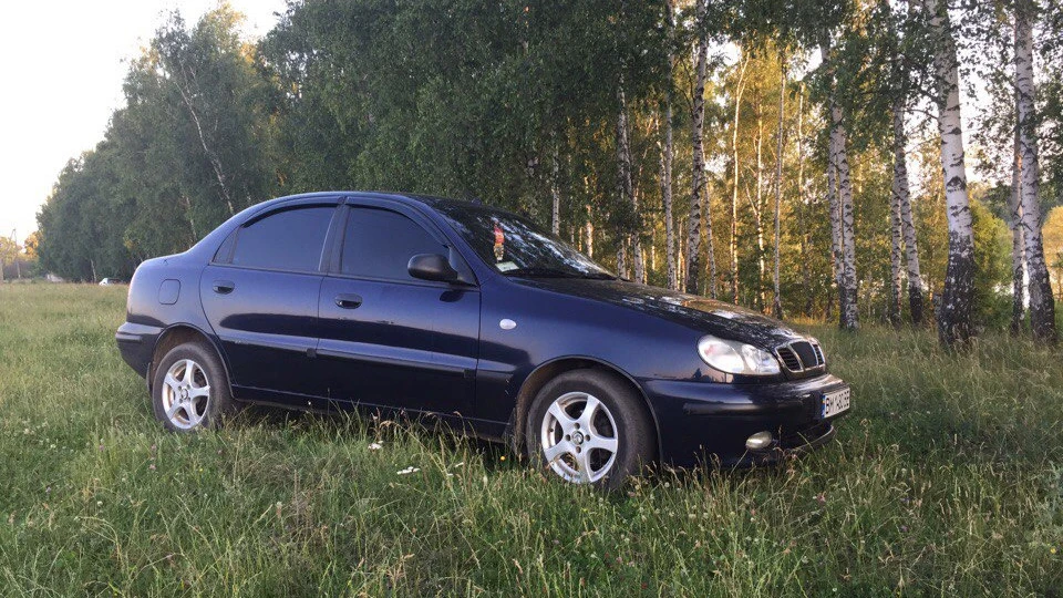 Daewoo Lanos Night blue 2