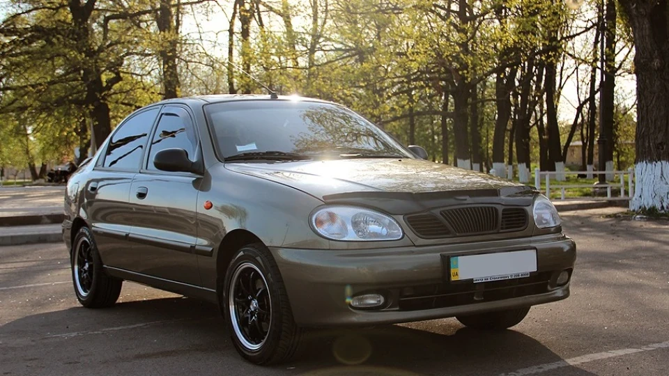 Daewoo Lanos Olive 5