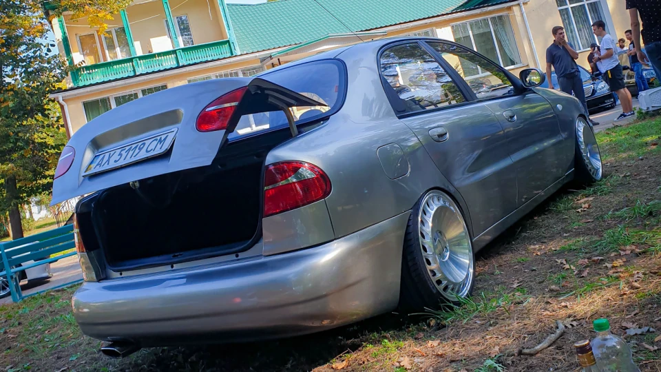 Daewoo Lanos 4