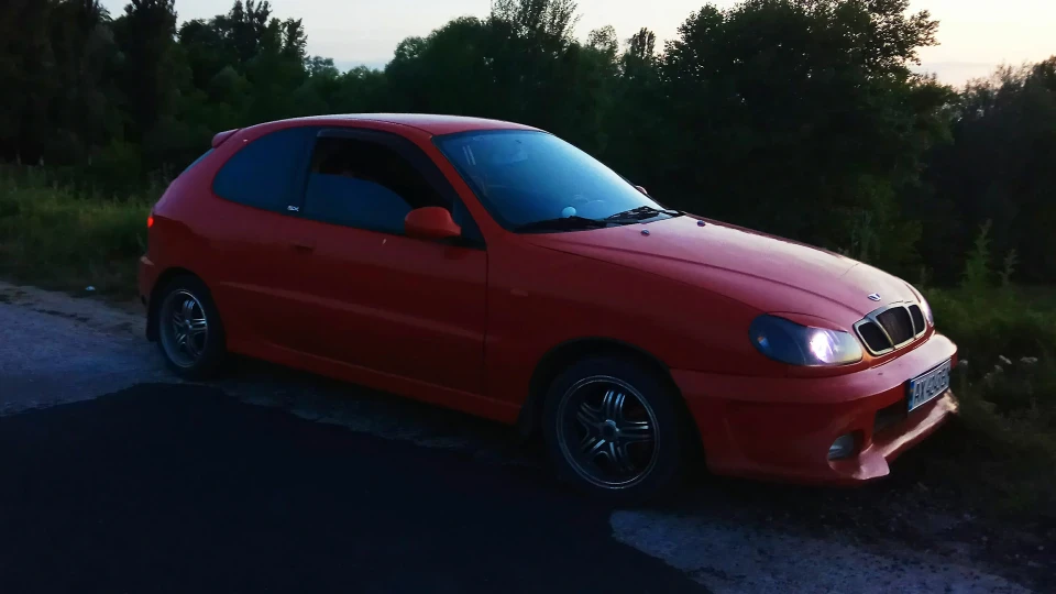 Daewoo Lanos Red devil sport 1.6 5