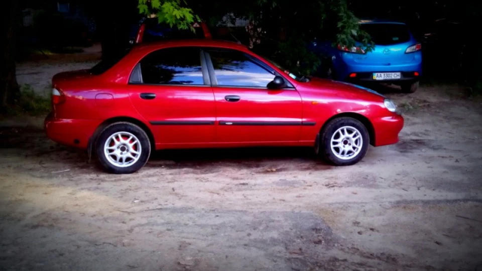 Daewoo Lanos RedBullet 2