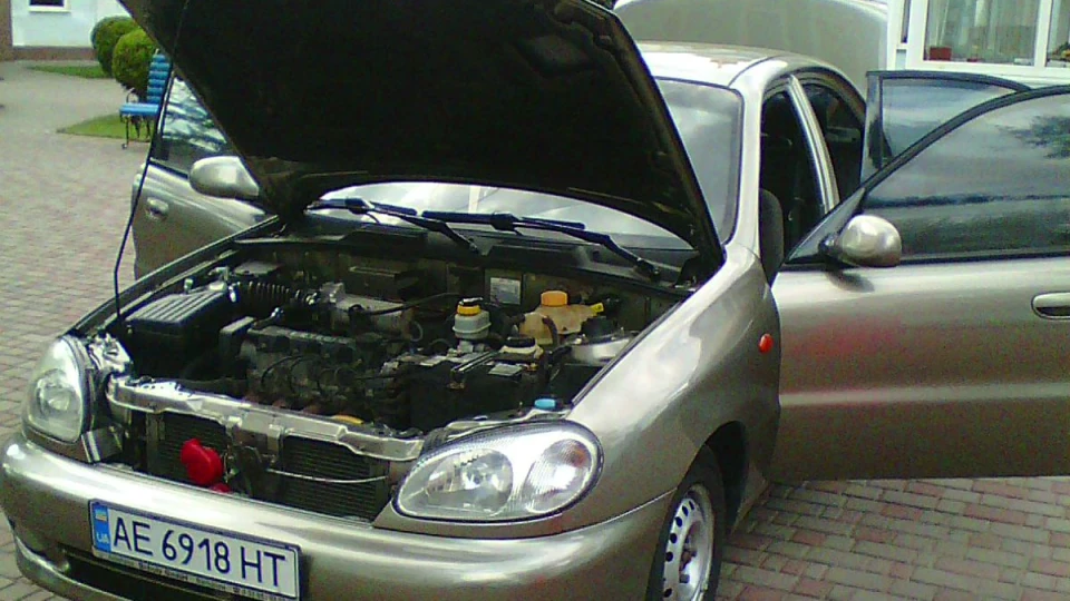 Daewoo Lanos SE 3