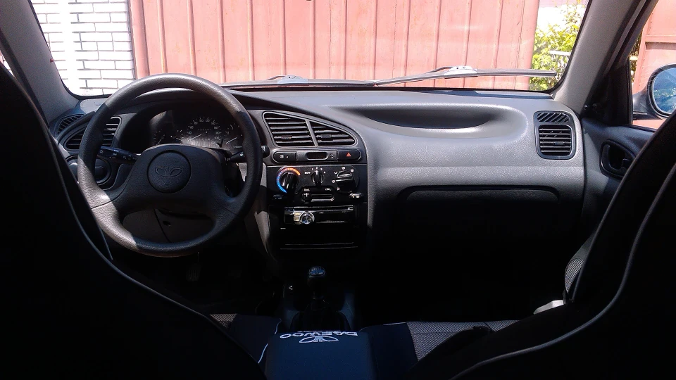 Daewoo Lanos SE 2