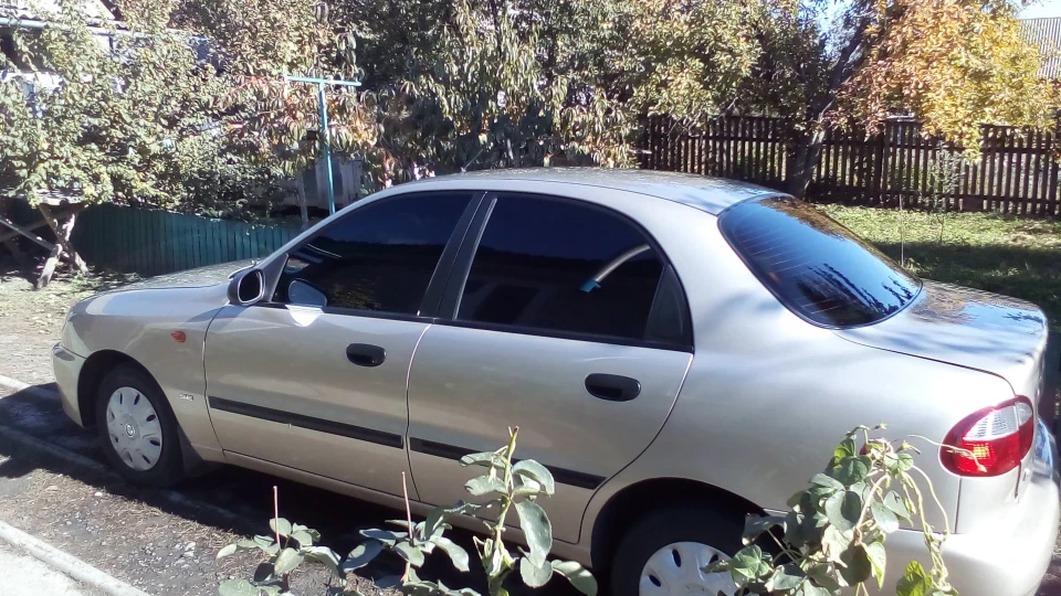 Daewoo Lanos SE 3