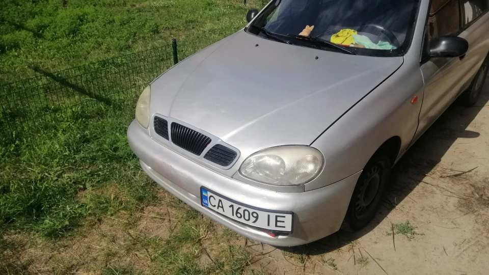 Daewoo Lanos Сіра з під таксі ) 2