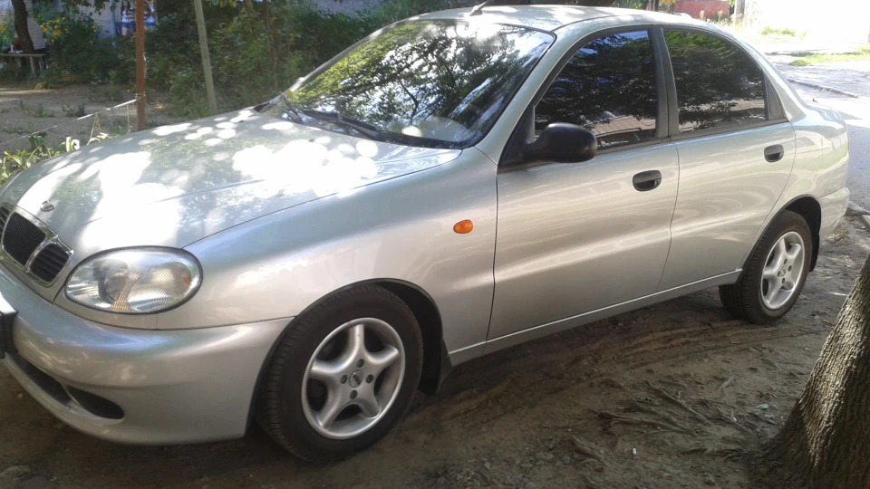 Daewoo Lanos Сріблястий Сток + 4