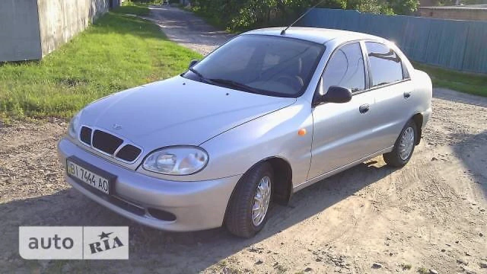 Daewoo Lanos Сріблястий Сток + 5