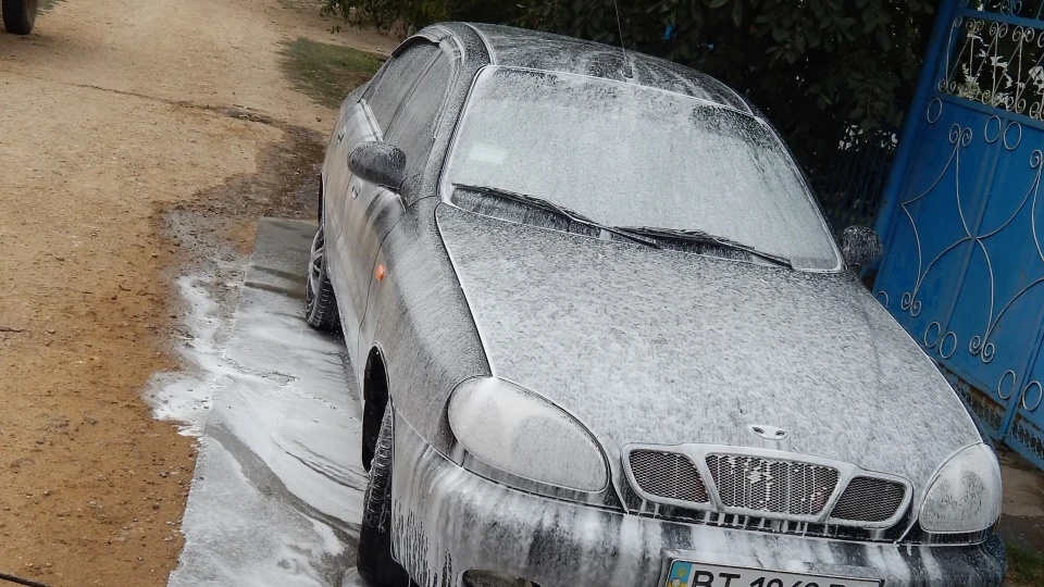 Daewoo Lanos Shadow 3