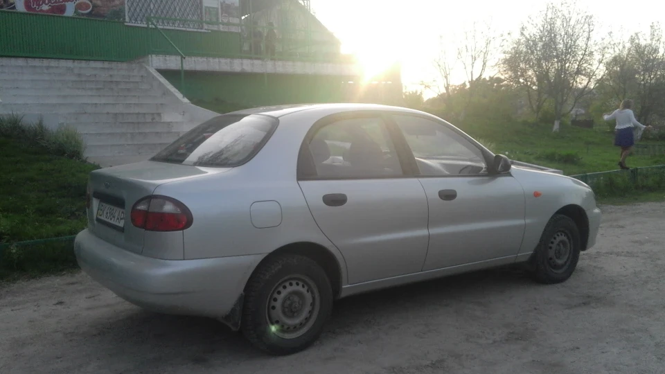 Daewoo Lanos Сірий металік 1.5 2
