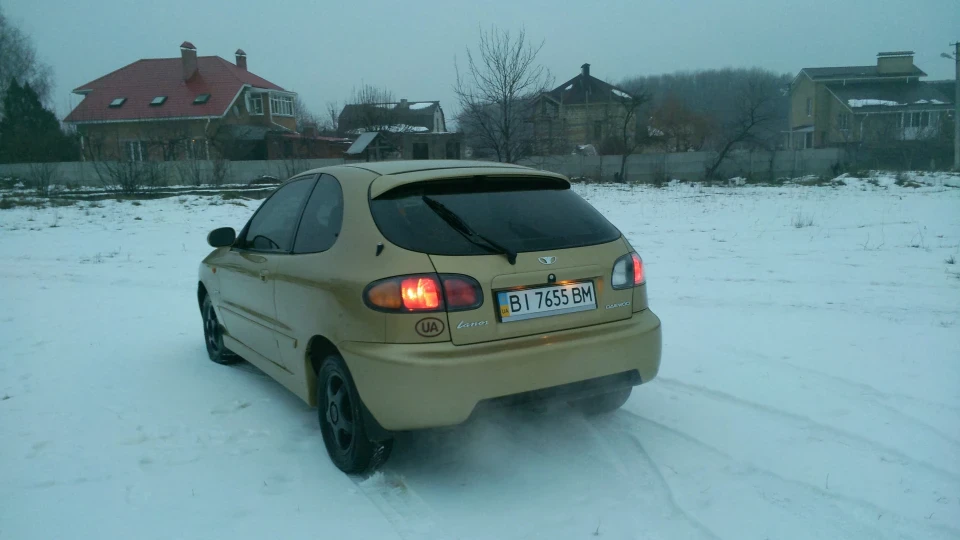 Daewoo Lanos Sportik 4