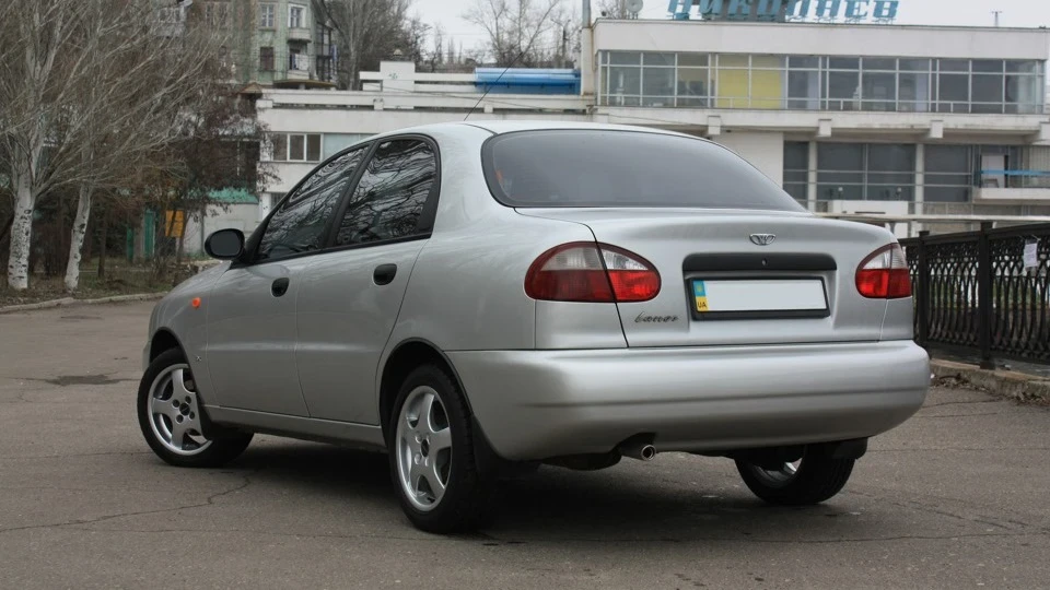Daewoo Lanos SX 4