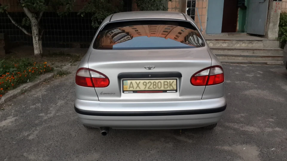 Daewoo Lanos The First One