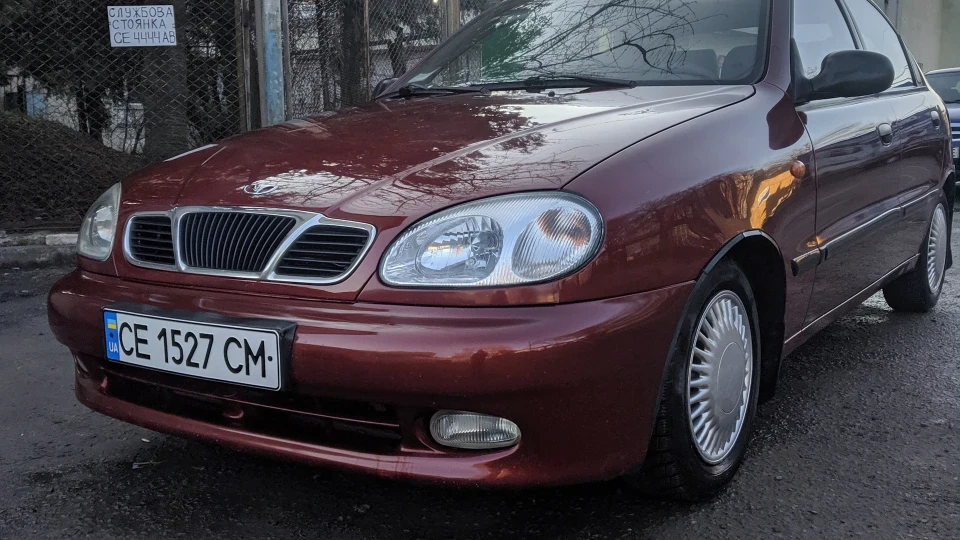 Daewoo Lanos Вишневий