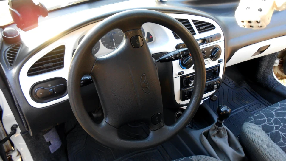 Daewoo Lanos White Dream" 4