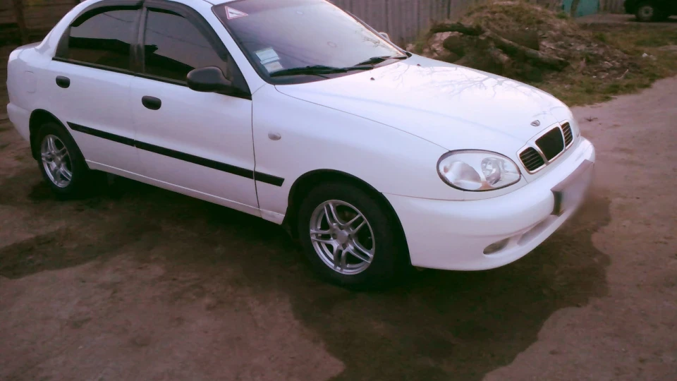 Daewoo Lanos White Smile 3