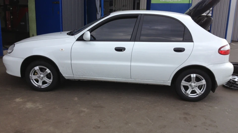Daewoo Lanos хетчбек, Чайка 4