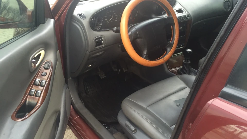 Daewoo Leganza 4