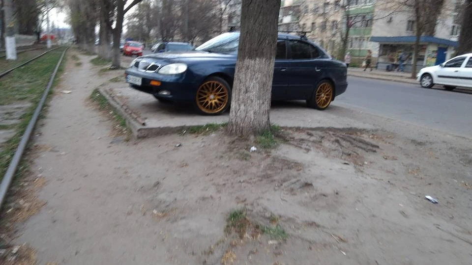 Daewoo Leganza 2