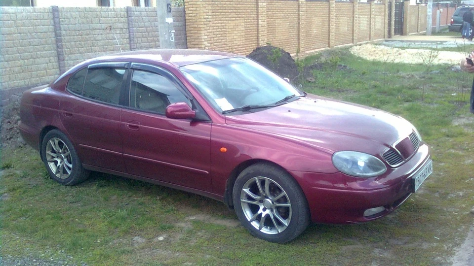 Daewoo Leganza "Legangster" 4