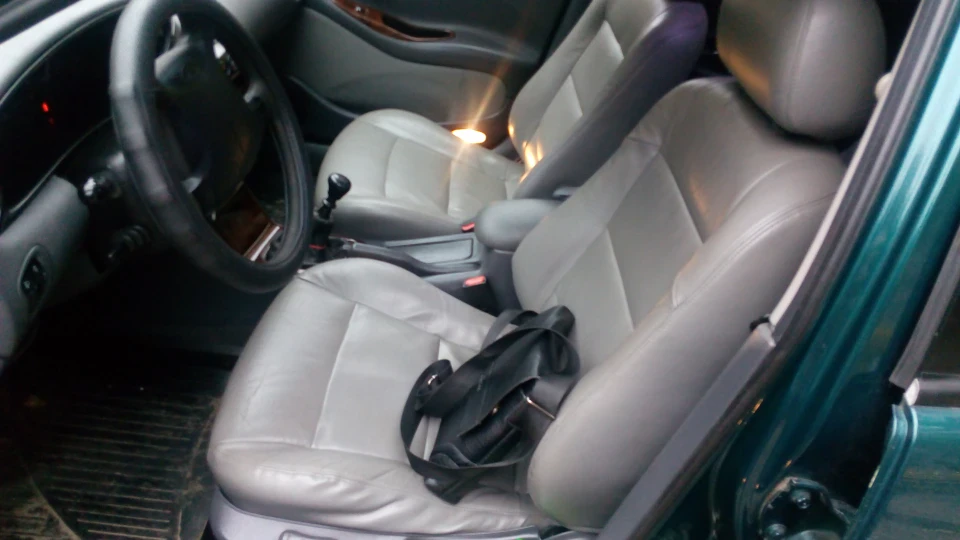 Daewoo Leganza Часи 3